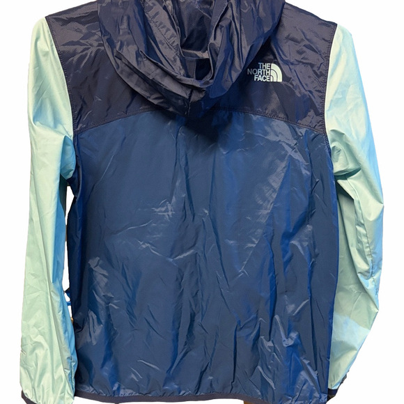 The North Face Navy and Light Blue Rain Jacket w/bag | NWT | Sz M - Picture 4 of 4
